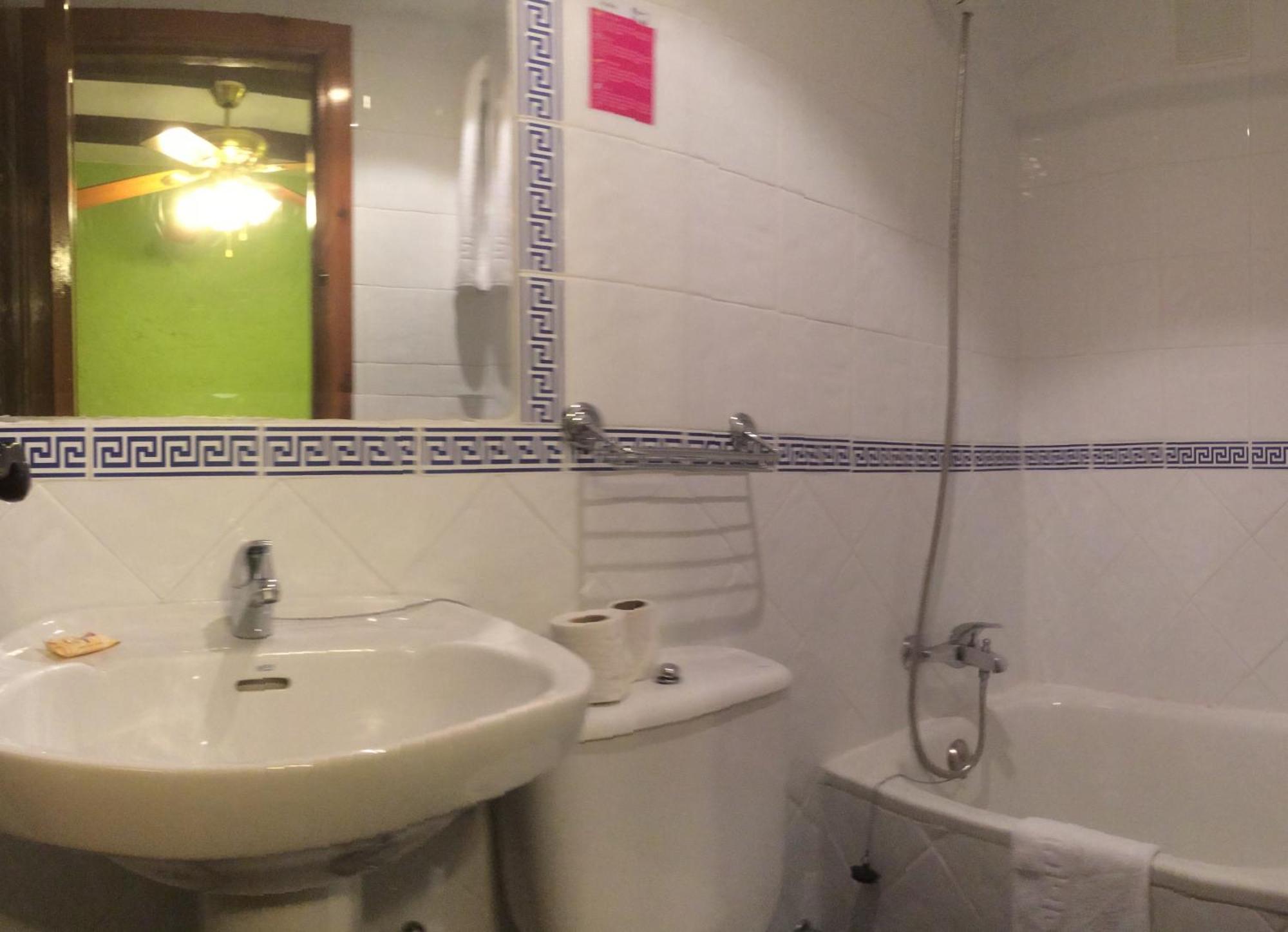 Hotel Hermanos Macias Ронда Номер фото
